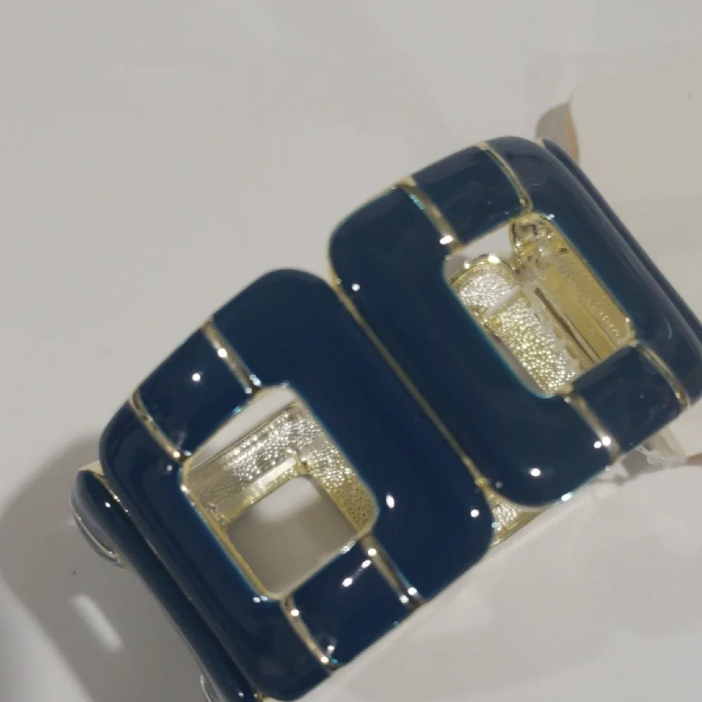 Elegant Croft & Barrow Silver Bracelet – Navy Enamel Stretch Design for Women